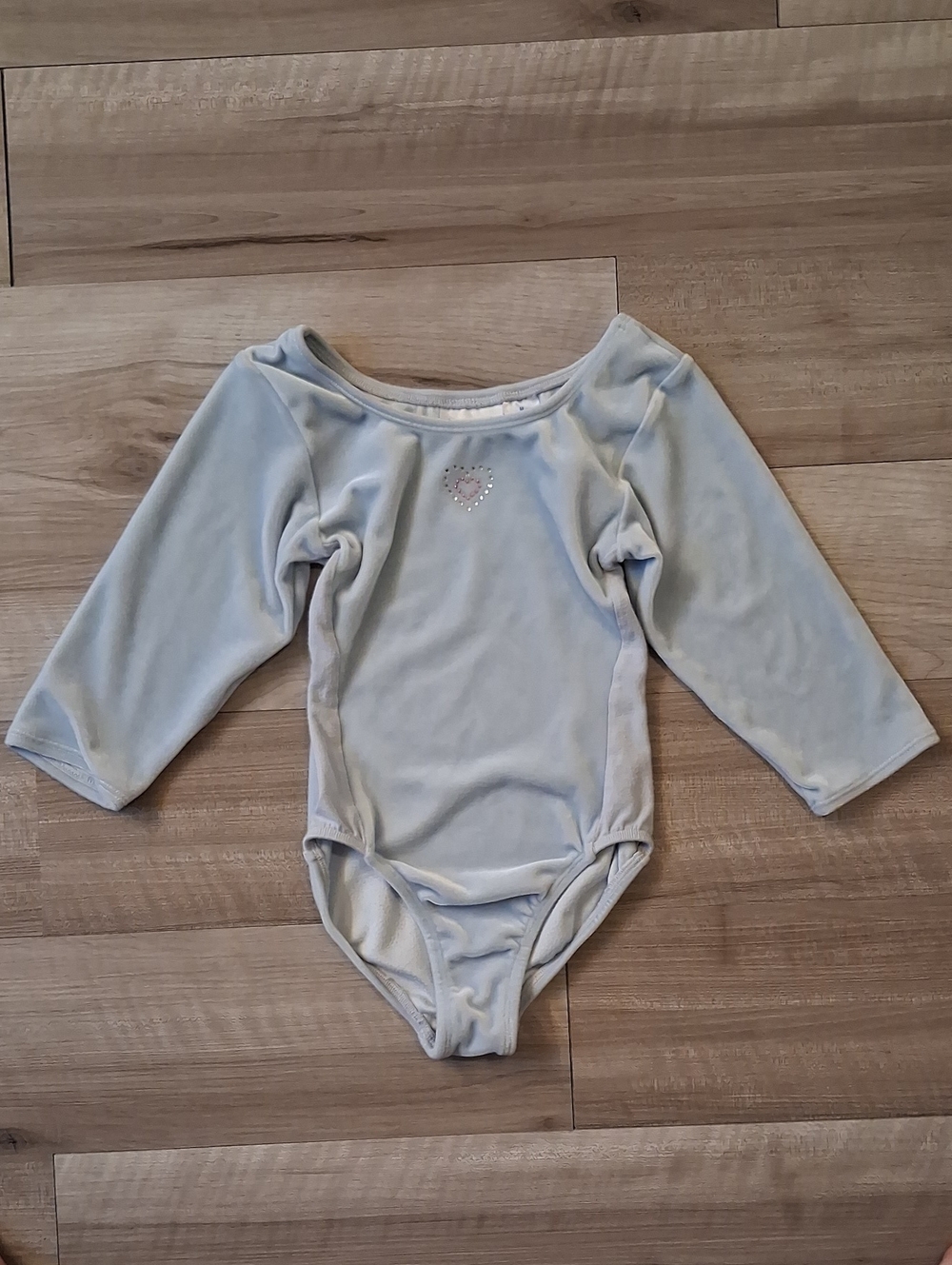 Danskin Girls' Light Blue Long-Sleeve Leotard with Heart Accent Size 7/8 (L)